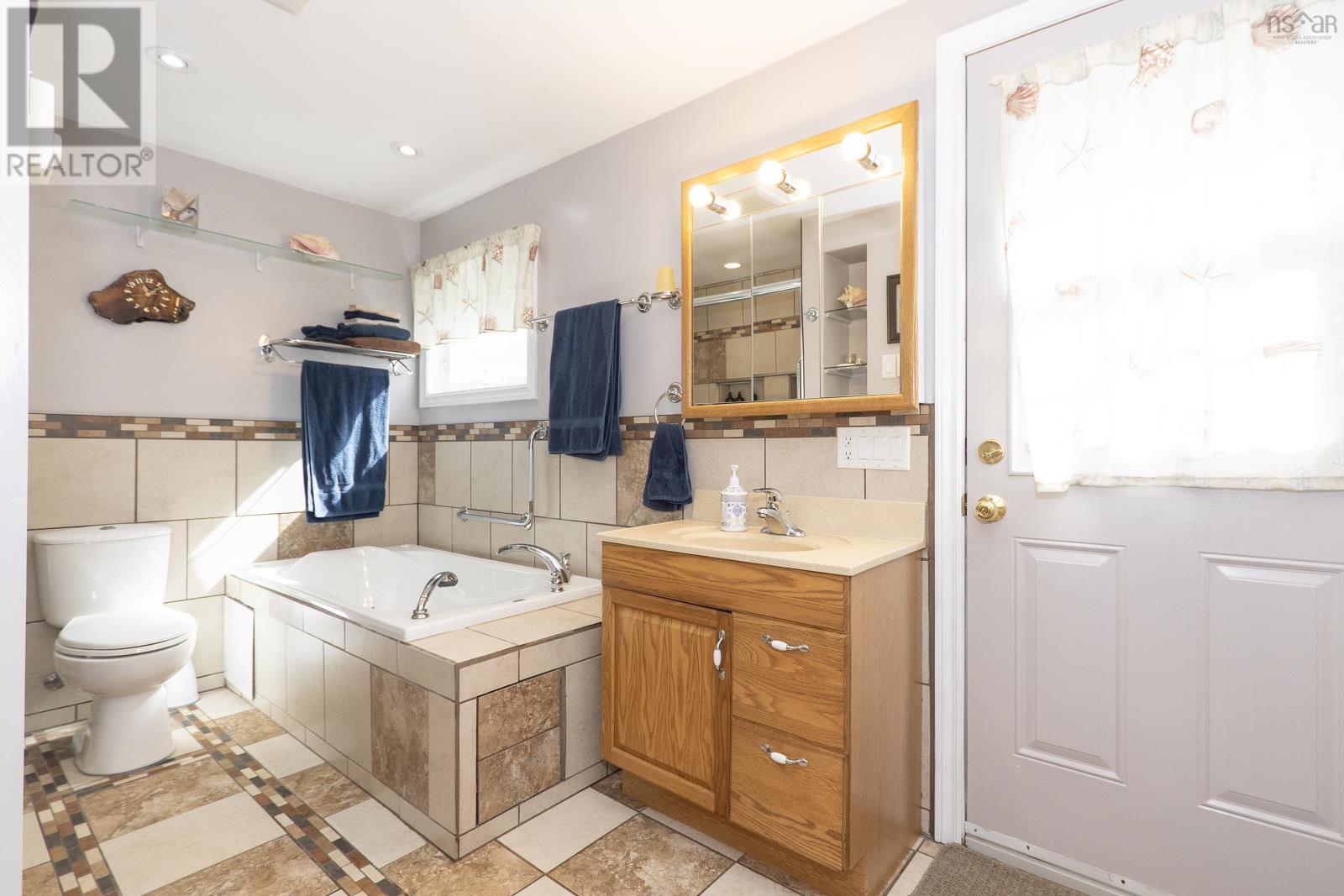Property 32 of 50 of 302 Hastings Road