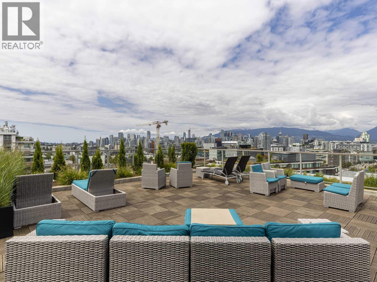 1 Bed, 1 Bath Apartment for Sale in Vancouver – 473 250 E 6TH AVENUE, Vancouver – MLS# R3159181