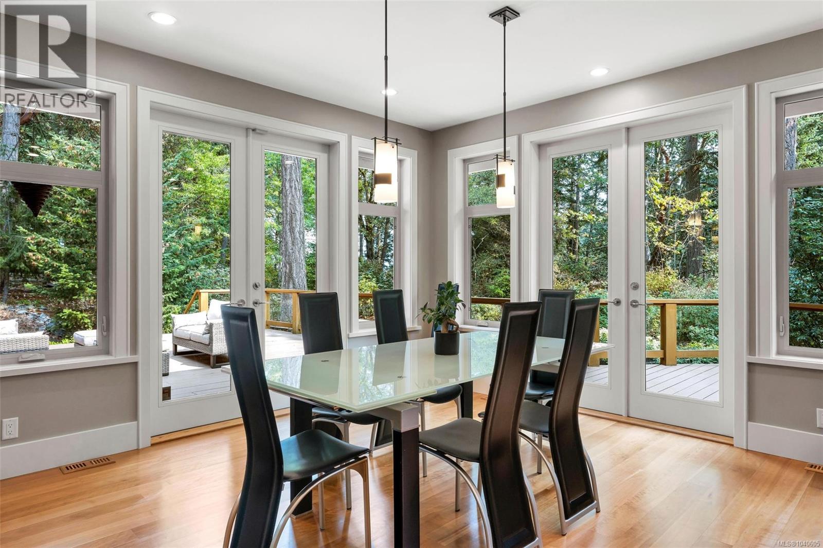  1259 Oceanwood Lane, Saanich