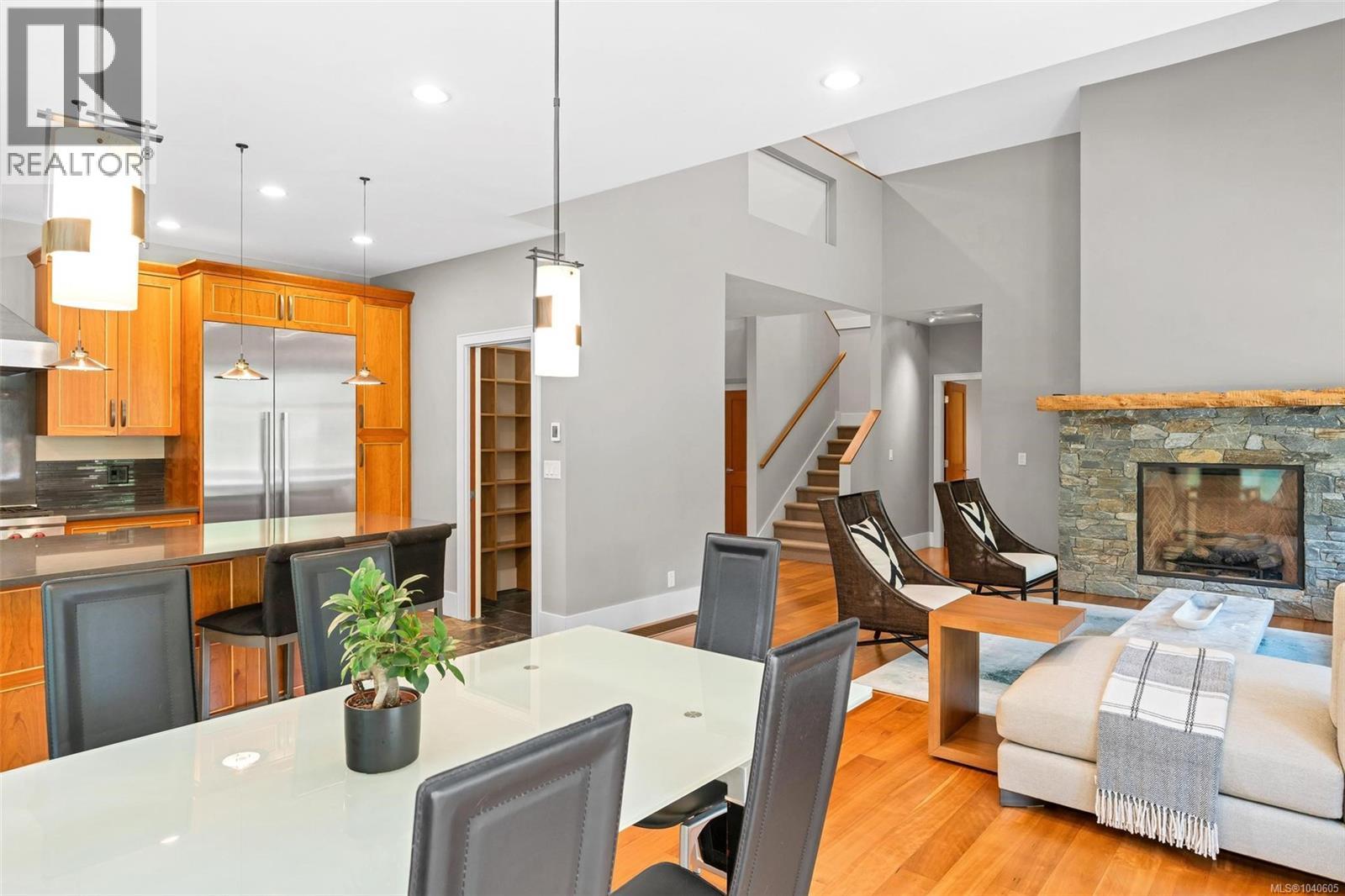  1259 Oceanwood Lane, Saanich