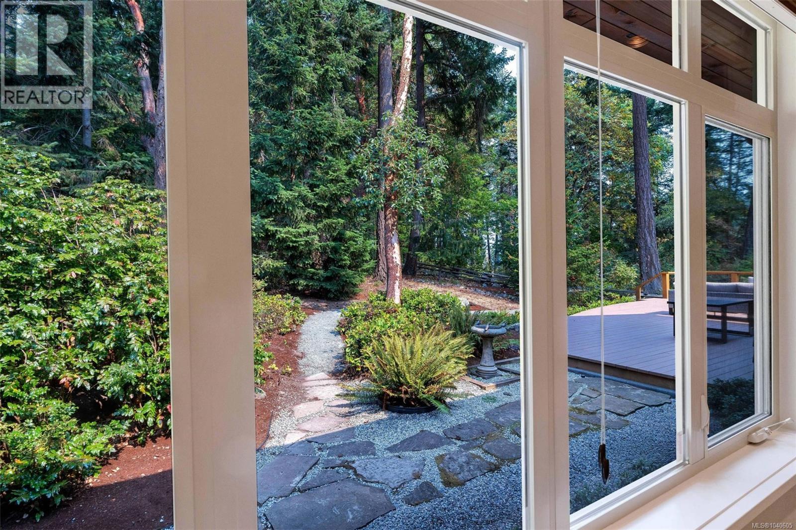  1259 Oceanwood Lane, Saanich