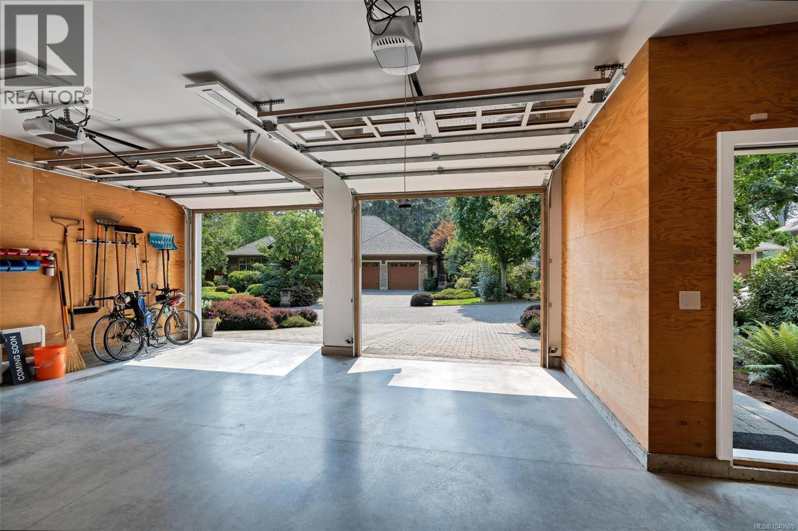  1259 Oceanwood Lane, Saanich