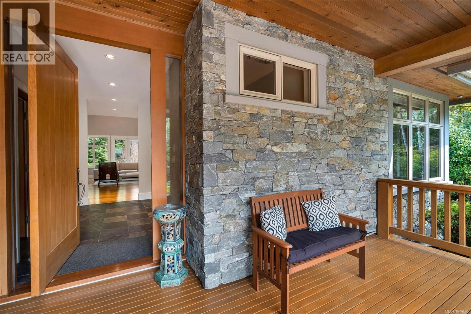  1259 Oceanwood Lane, Saanich