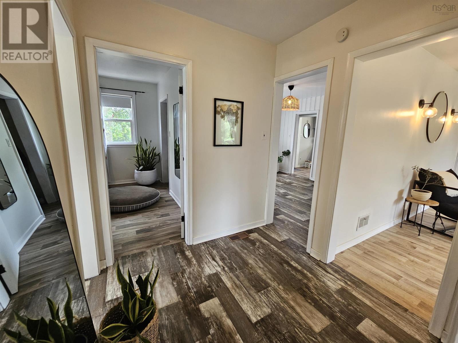 Property 27 of 50 of 144 Truro Road