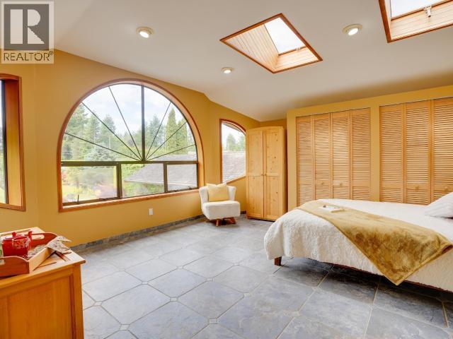 5366 MANSON AVE - Image 30