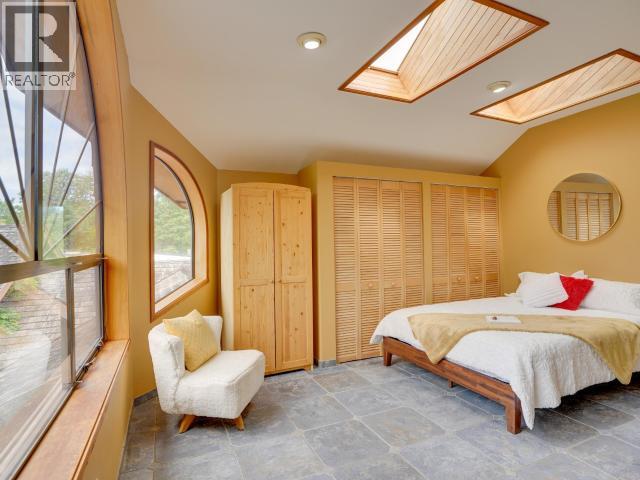 5366 MANSON AVE - Image 31