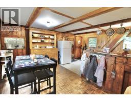 Enclosed porch - 12975 Tow Hill Road, Masset, BC V0T1M0 Photo 7