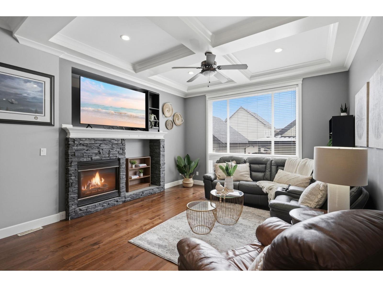 6 Bed, 3 Bath House for Sale in Surrey – 6814 192 STREET, Surrey – MLS# R3159349 - Image 9