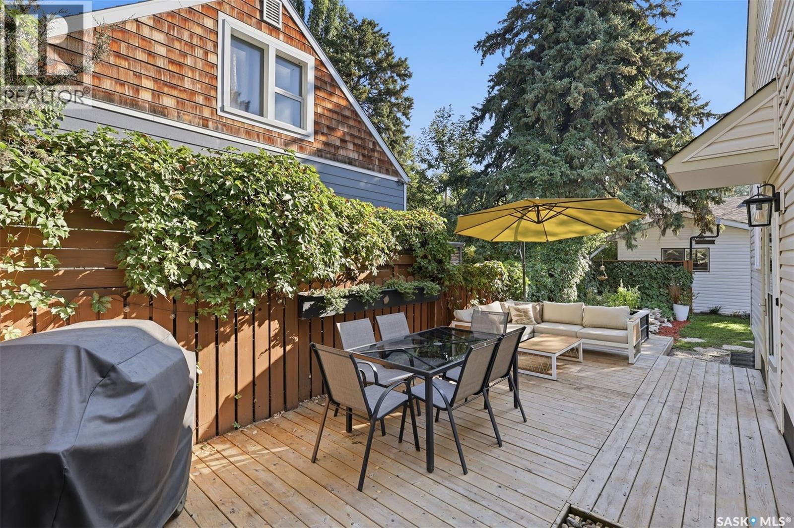 1305 Cairns AVENUE - Image 34
