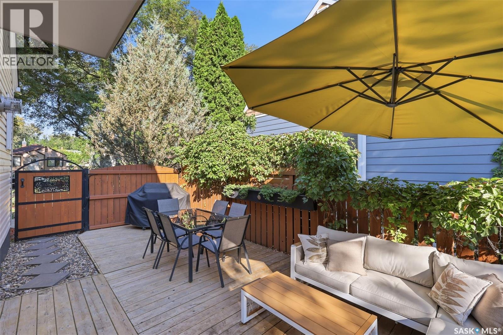 1305 Cairns AVENUE - Image 35