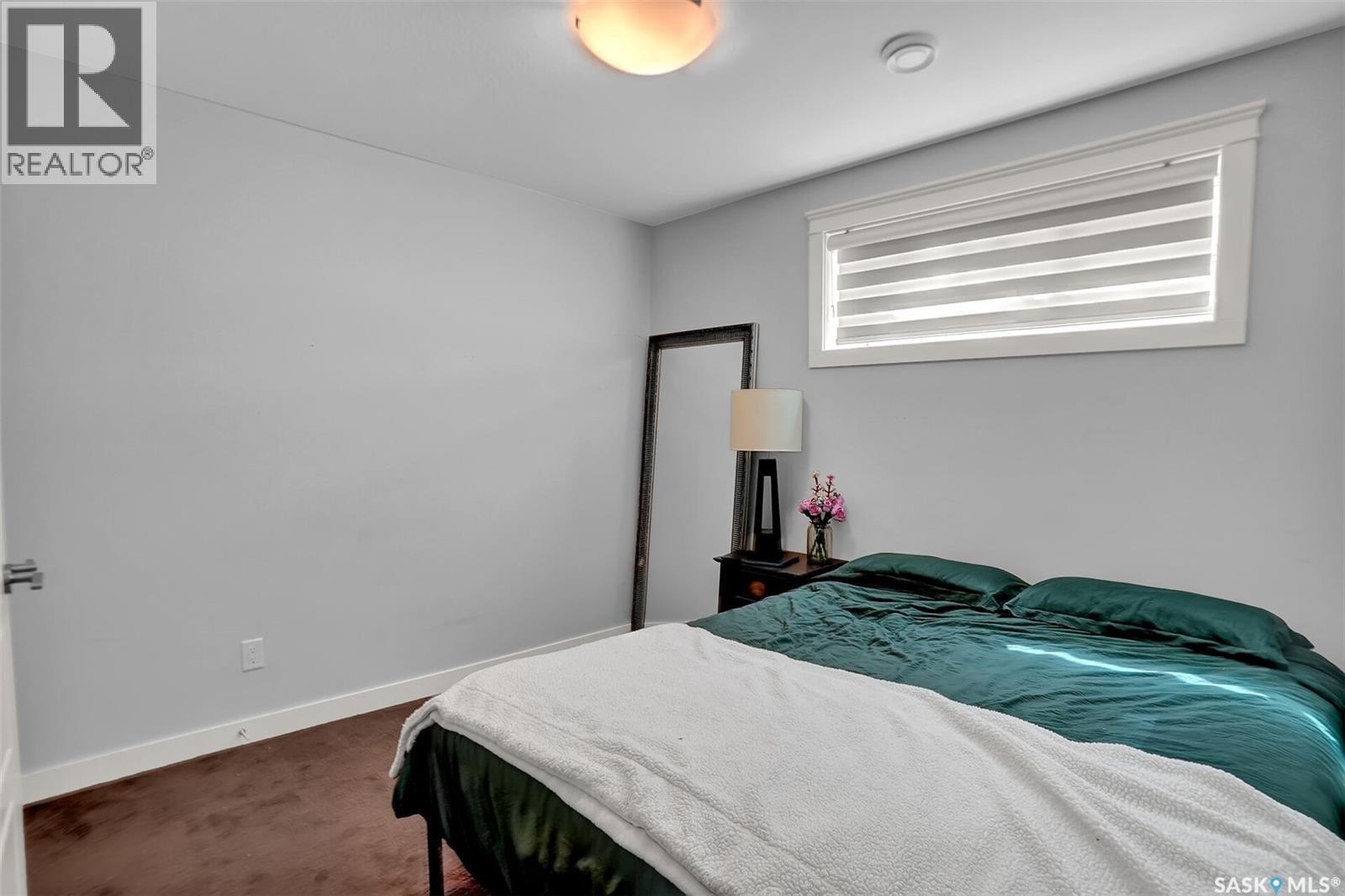 4537 Green Apple DRIVE E - Image 36