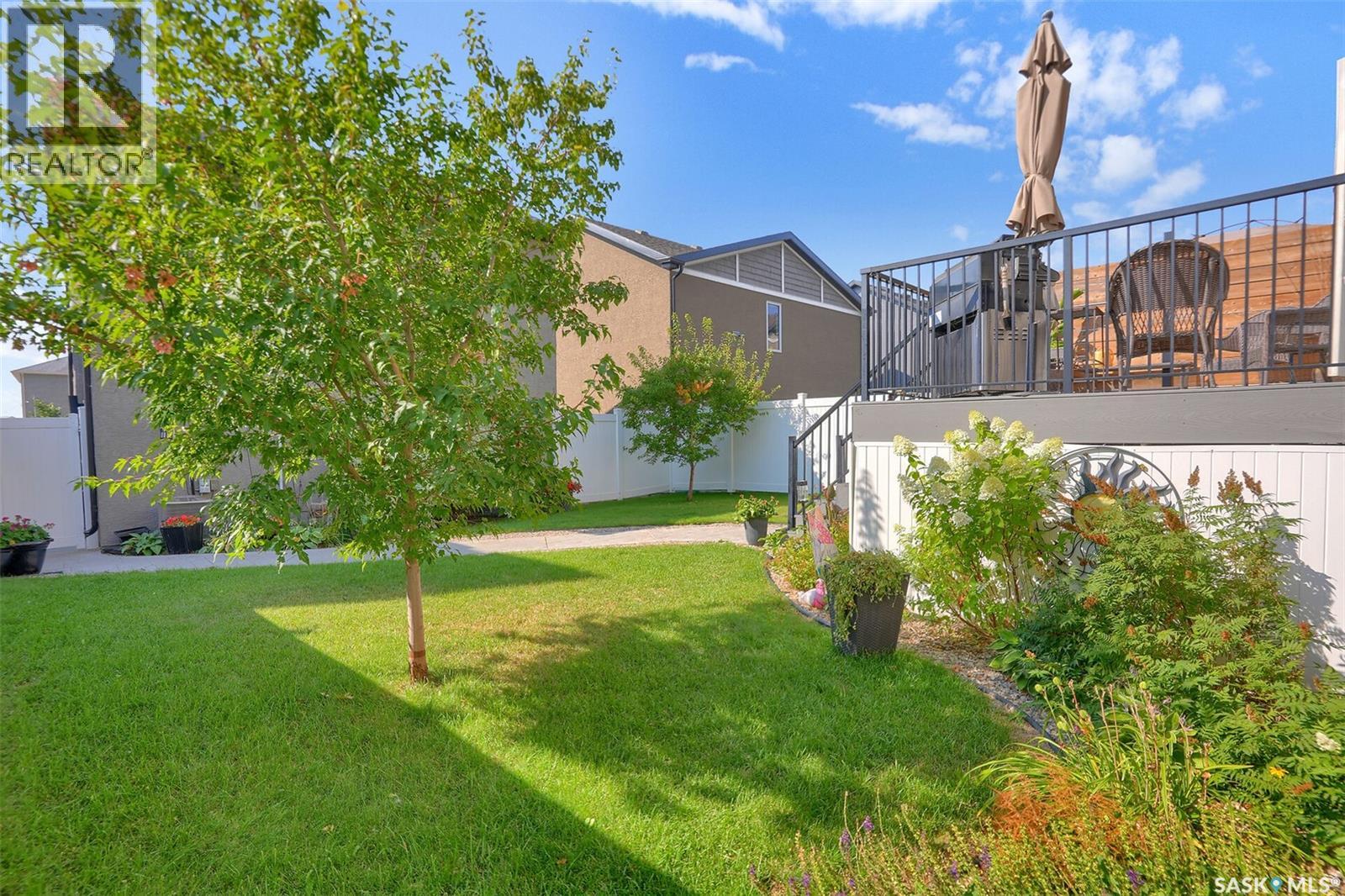 4537 Green Apple DRIVE E - 43