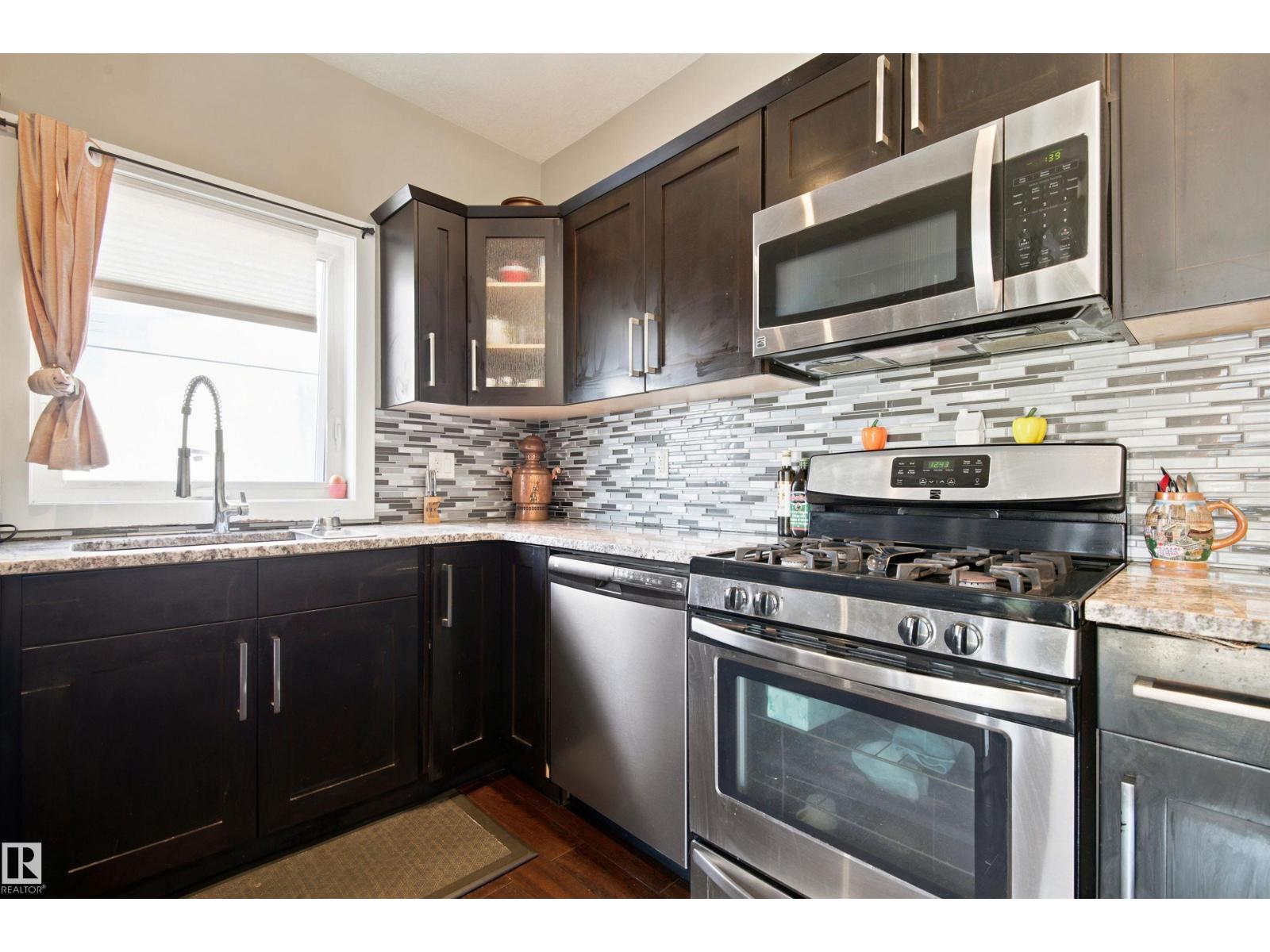 10833 63 AV NW - 10