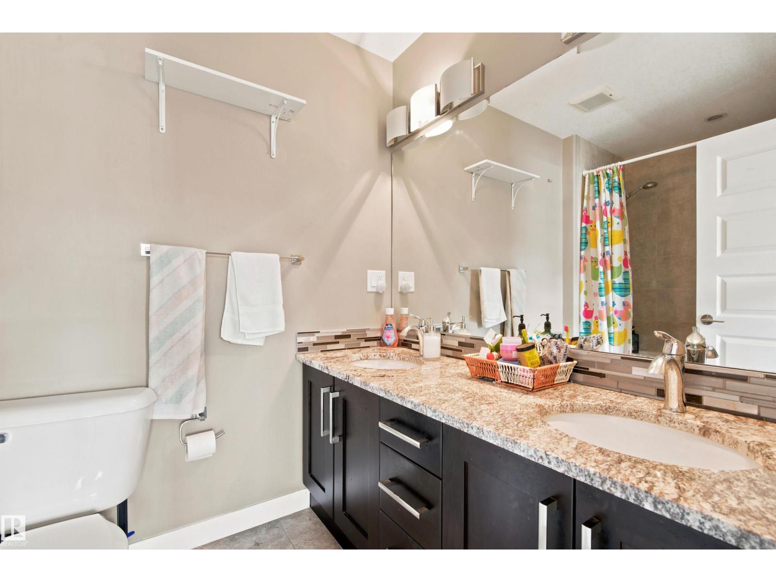 10833 63 AV NW - 18