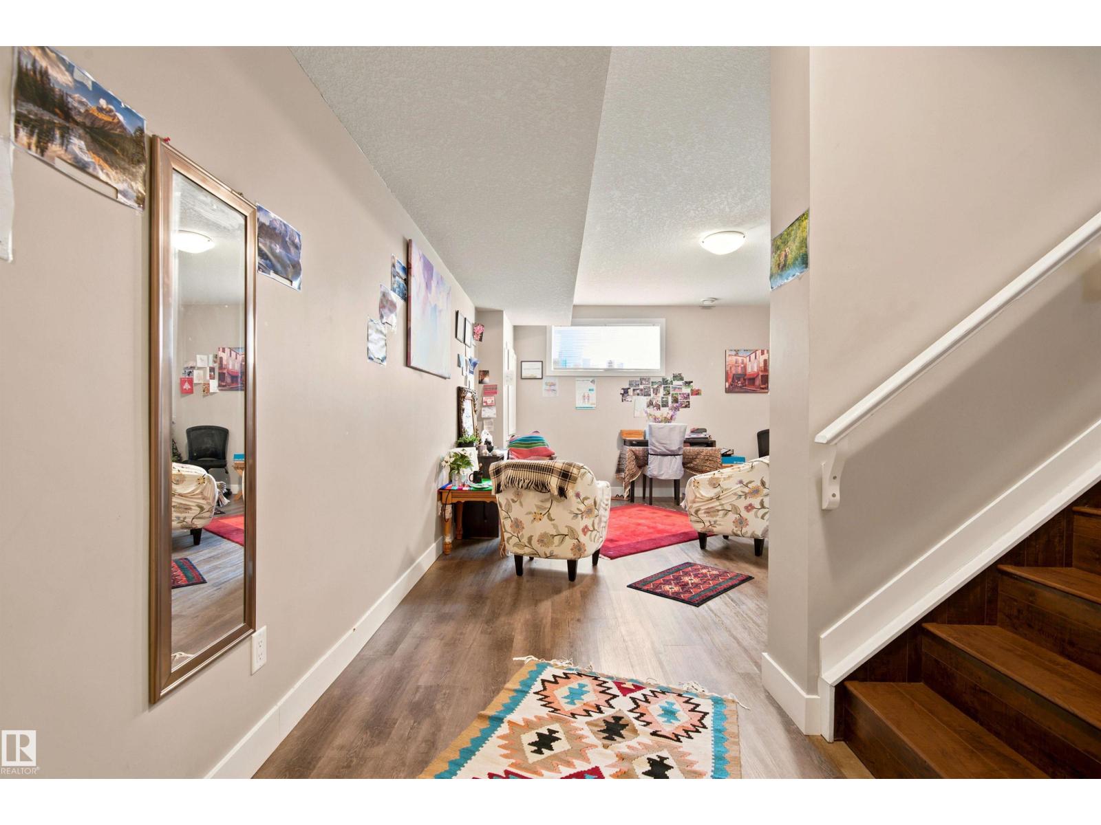 10833 63 AV NW - 24