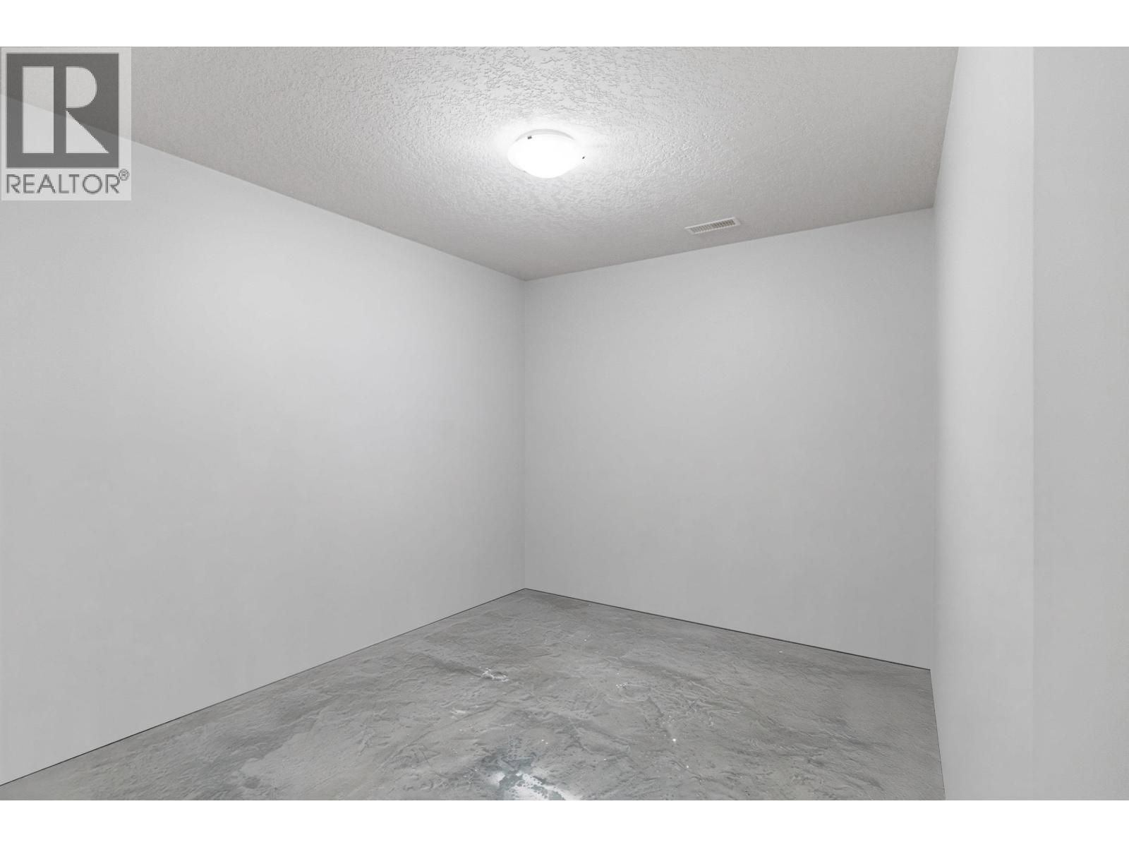#109 6525 DOMANO BOULEVARD - Image 27