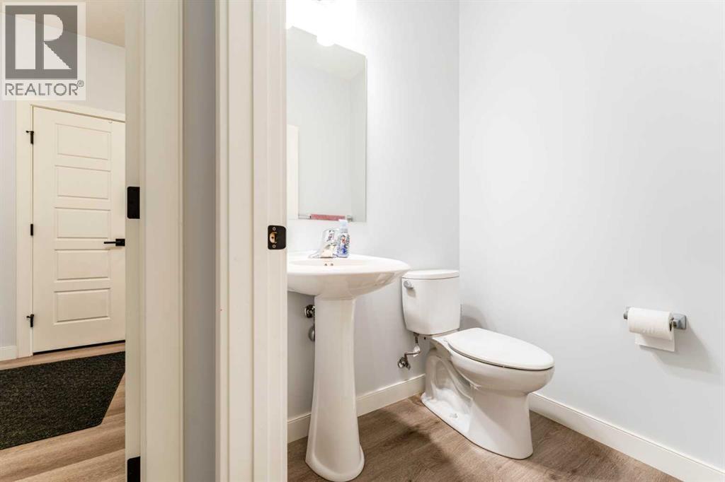 54 Evansfield Green NW - 24