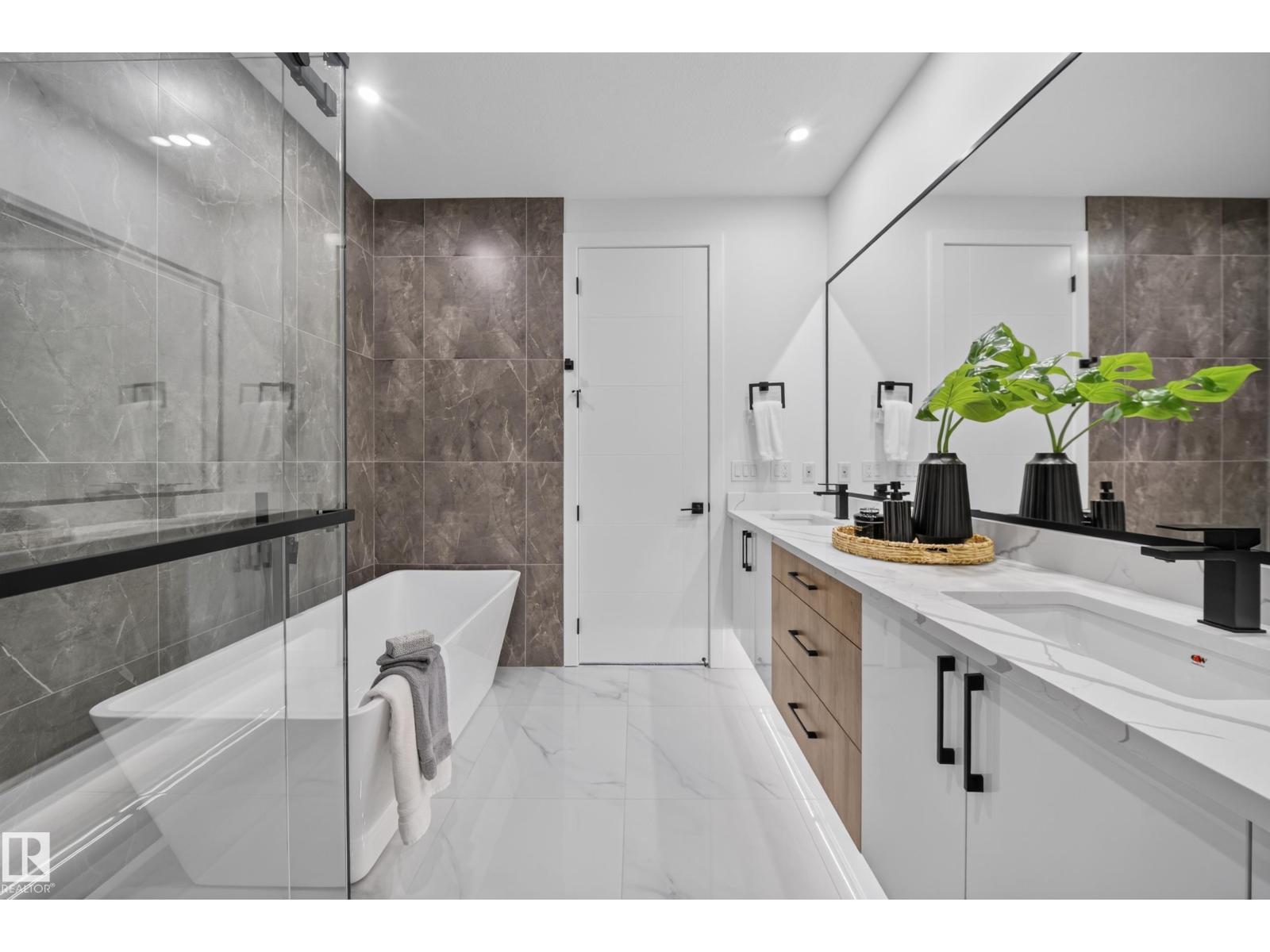 214 Crystal Creek Drive - 31