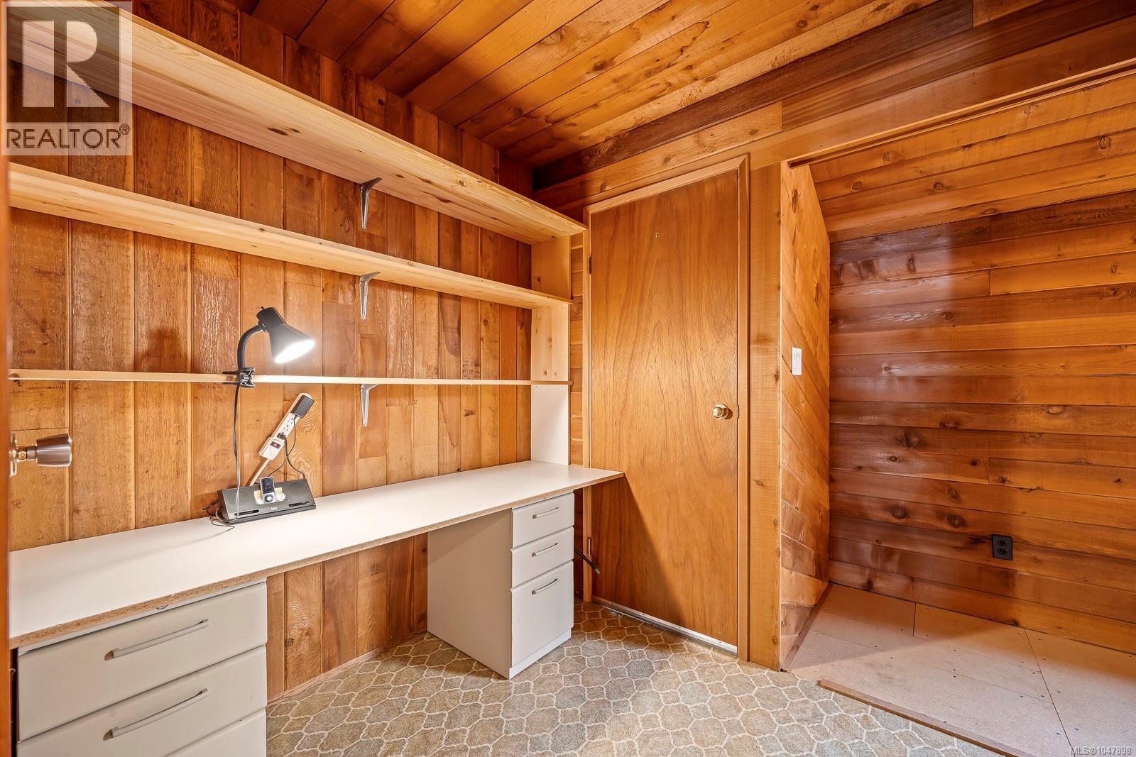 2496 BACK Rd - Image 32