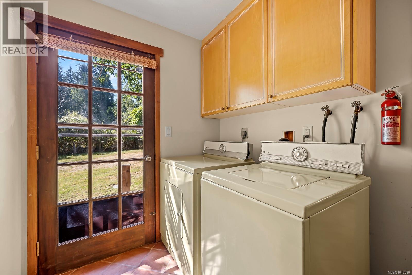 2496 BACK Rd - 46
