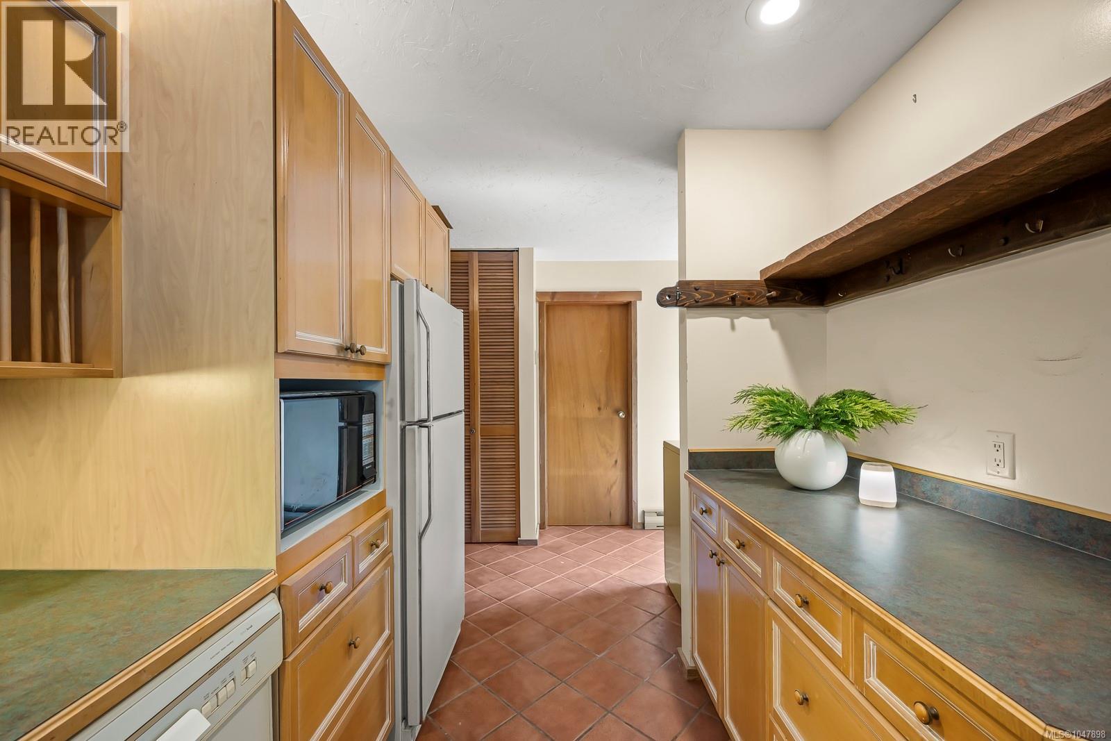 2496 BACK Rd - 23
