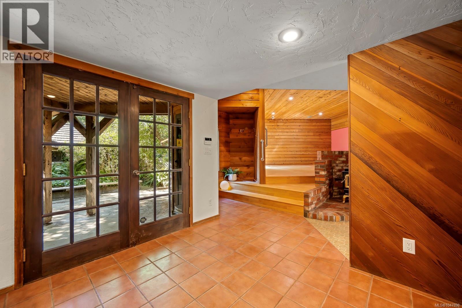 2496 BACK Rd - Image 16
