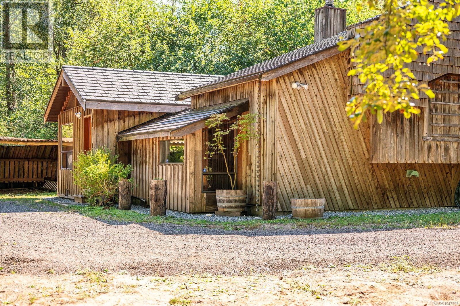 2496 BACK Rd - Image 15