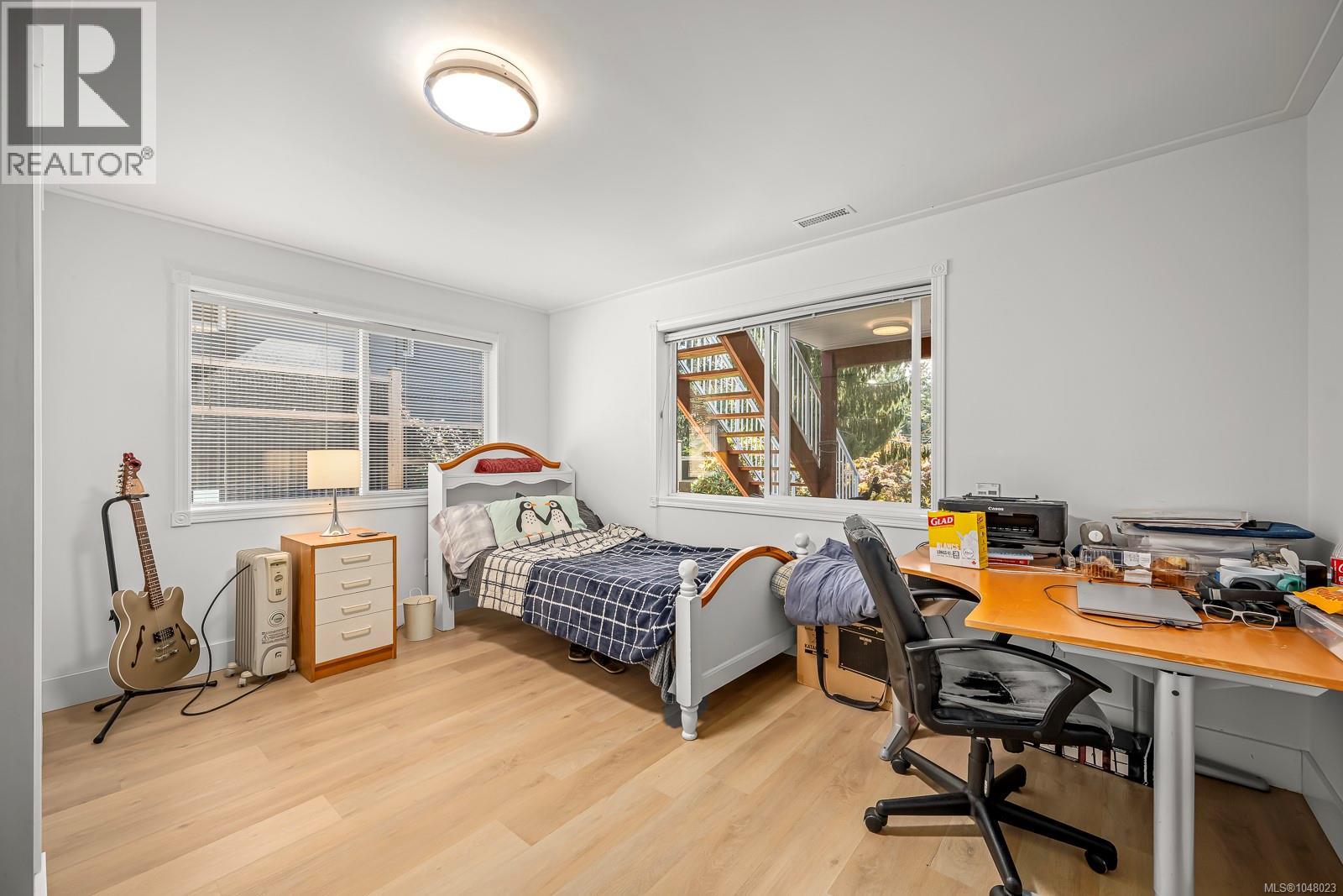 1435 Sitka Ave - 13