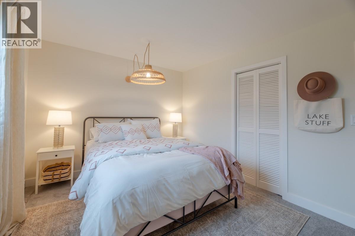  5214 Nixon Road, Summerland