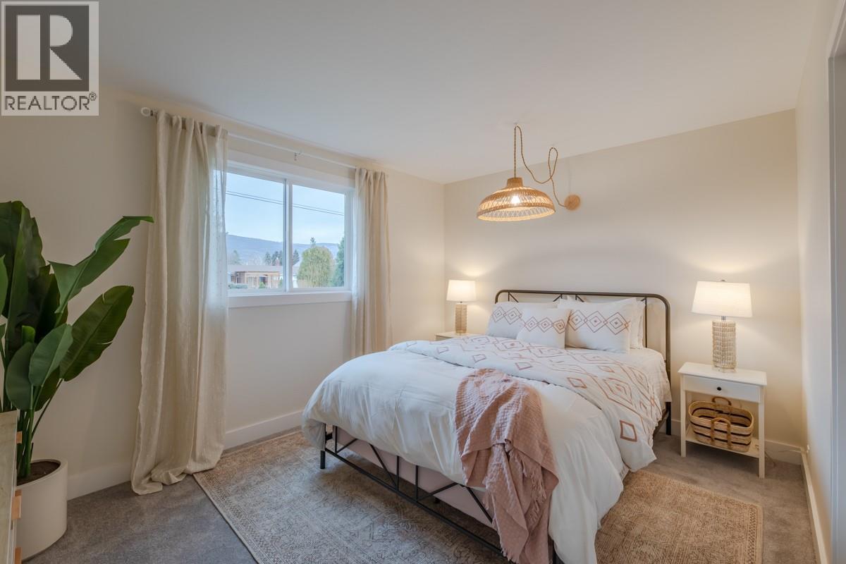  5214 Nixon Road, Summerland