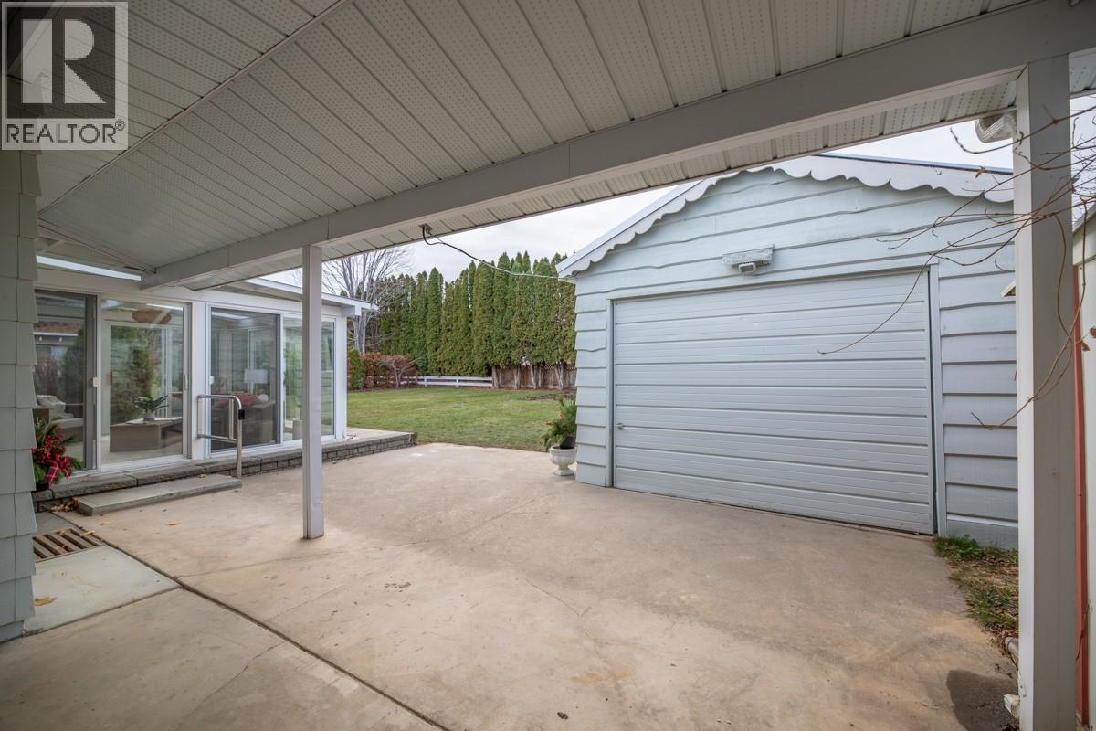  5214 Nixon Road, Summerland