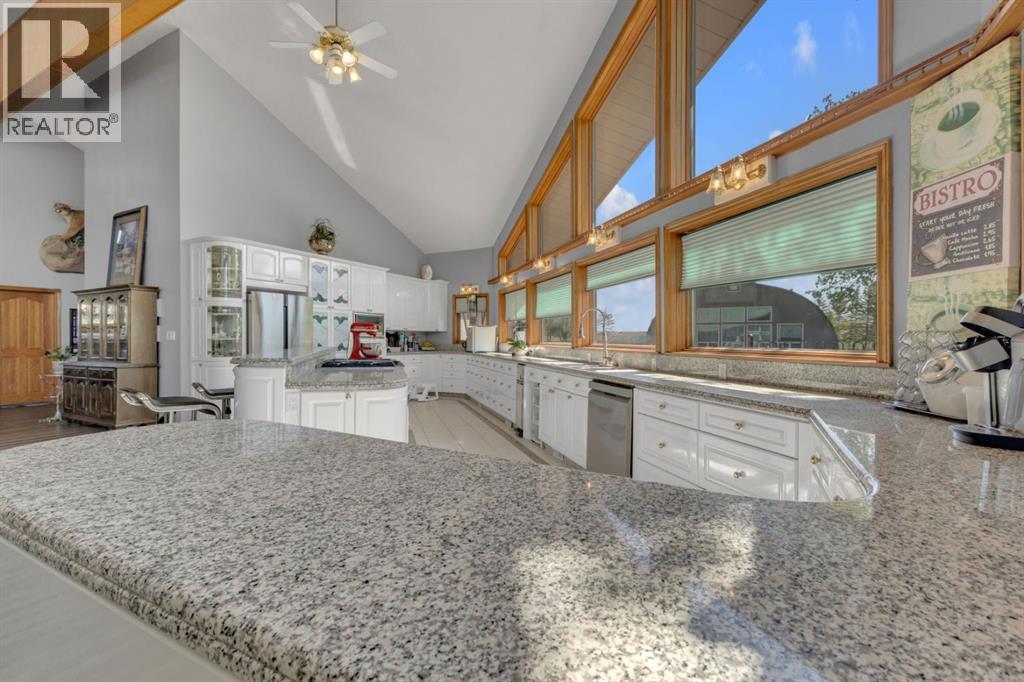 Listing photo – 311037 Range Road 220, Rural Kneehill County