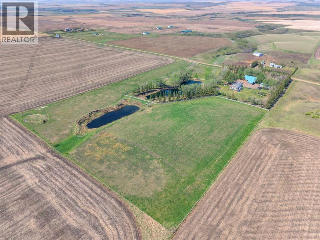 Listing photo – 311037 Range Road 220, Rural Kneehill County