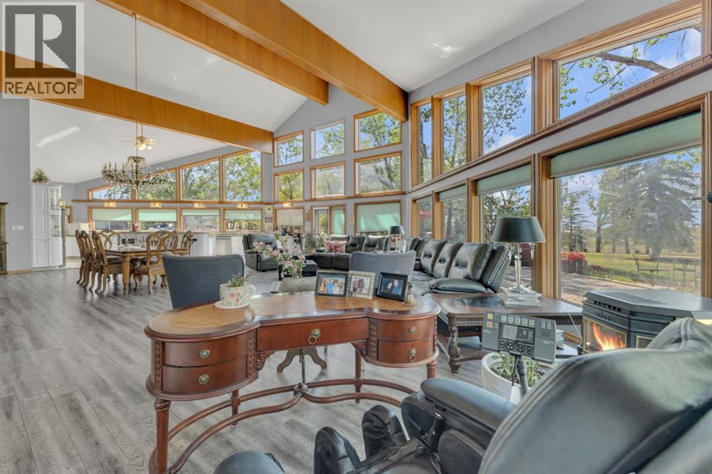 Listing photo – 311037 Range Road 220, Rural Kneehill County
