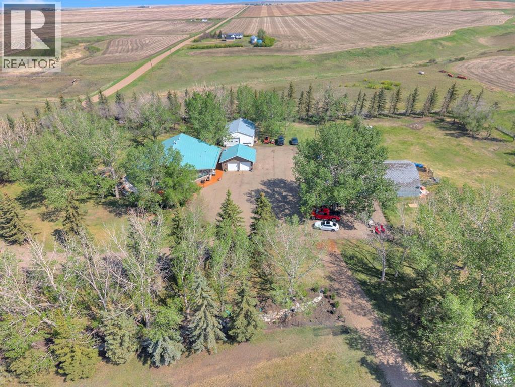Listing photo – 311037 Range Road 220, Rural Kneehill County