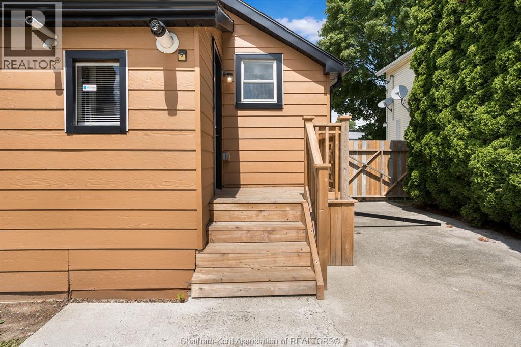 74 Barthe STREET - Image 36