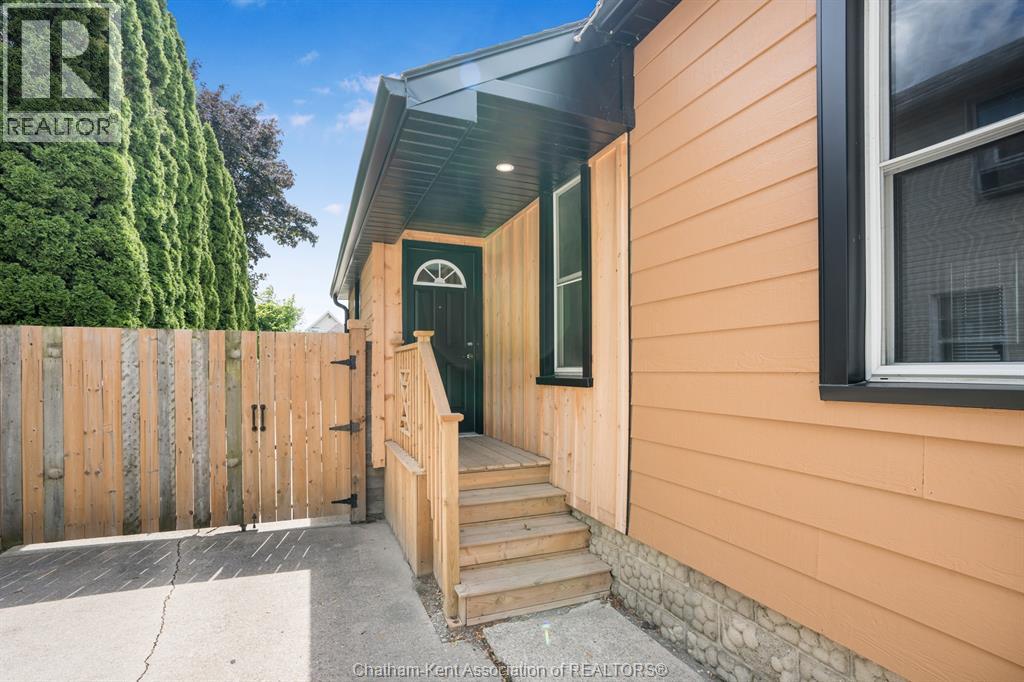 74 Barthe STREET - Image 4