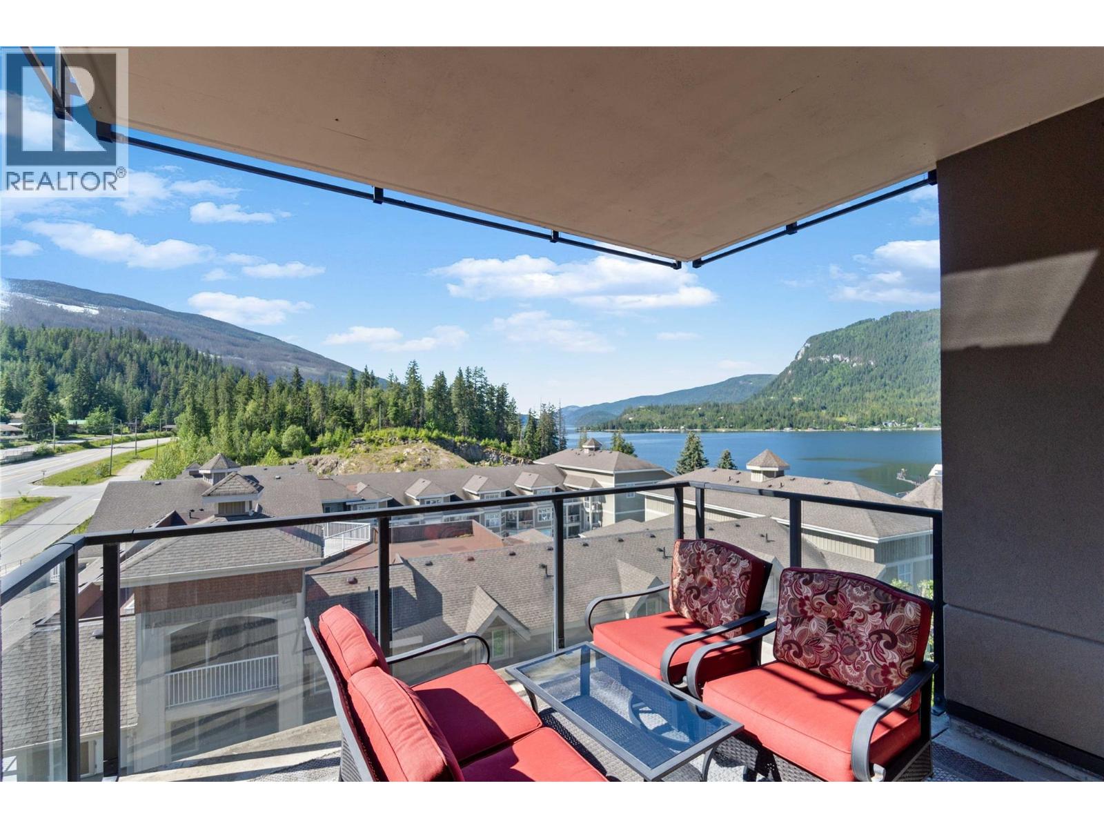 #703 326 Mara Lake Lane - 52