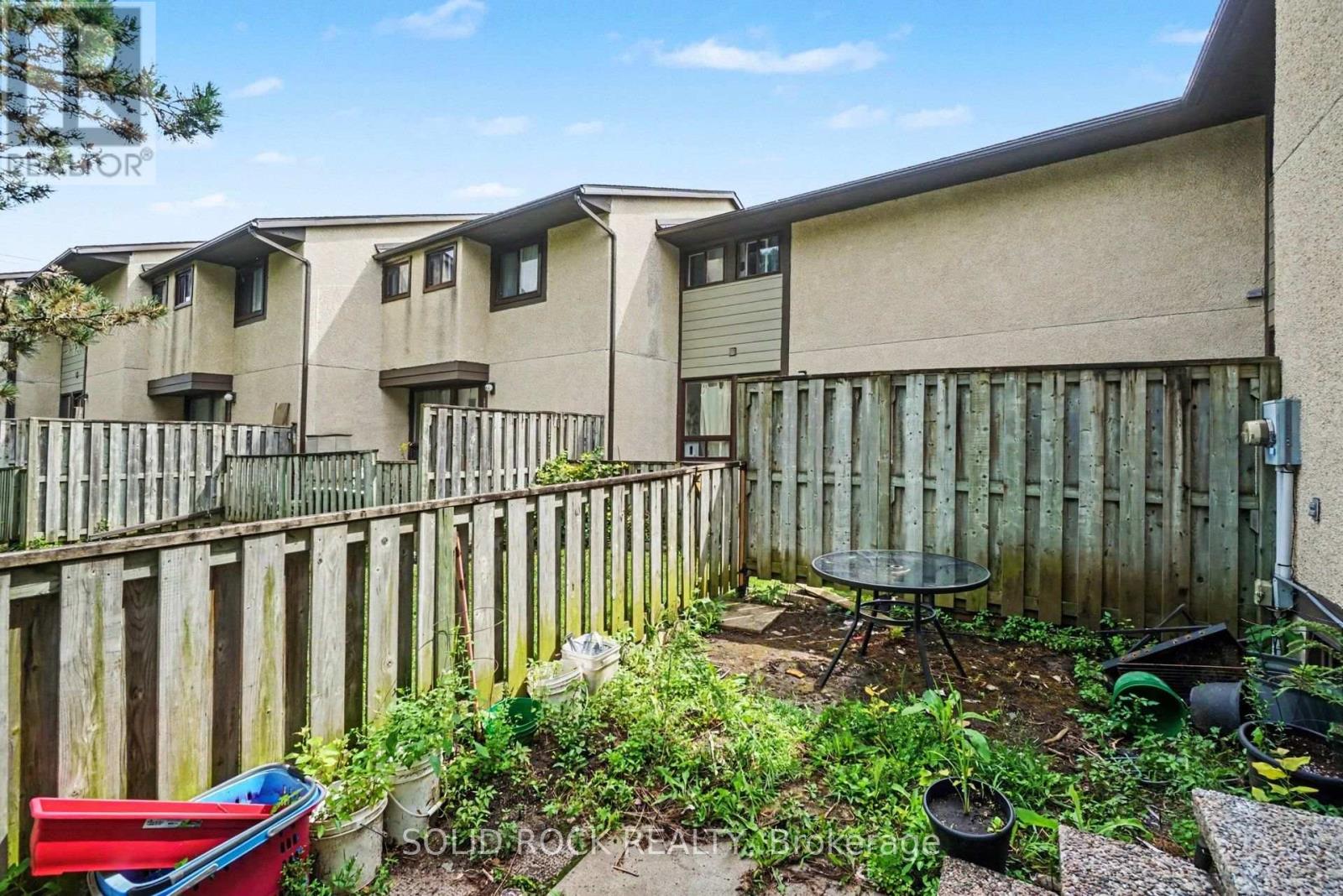 #71 1735 MEADOWBROOK ROAD - 22