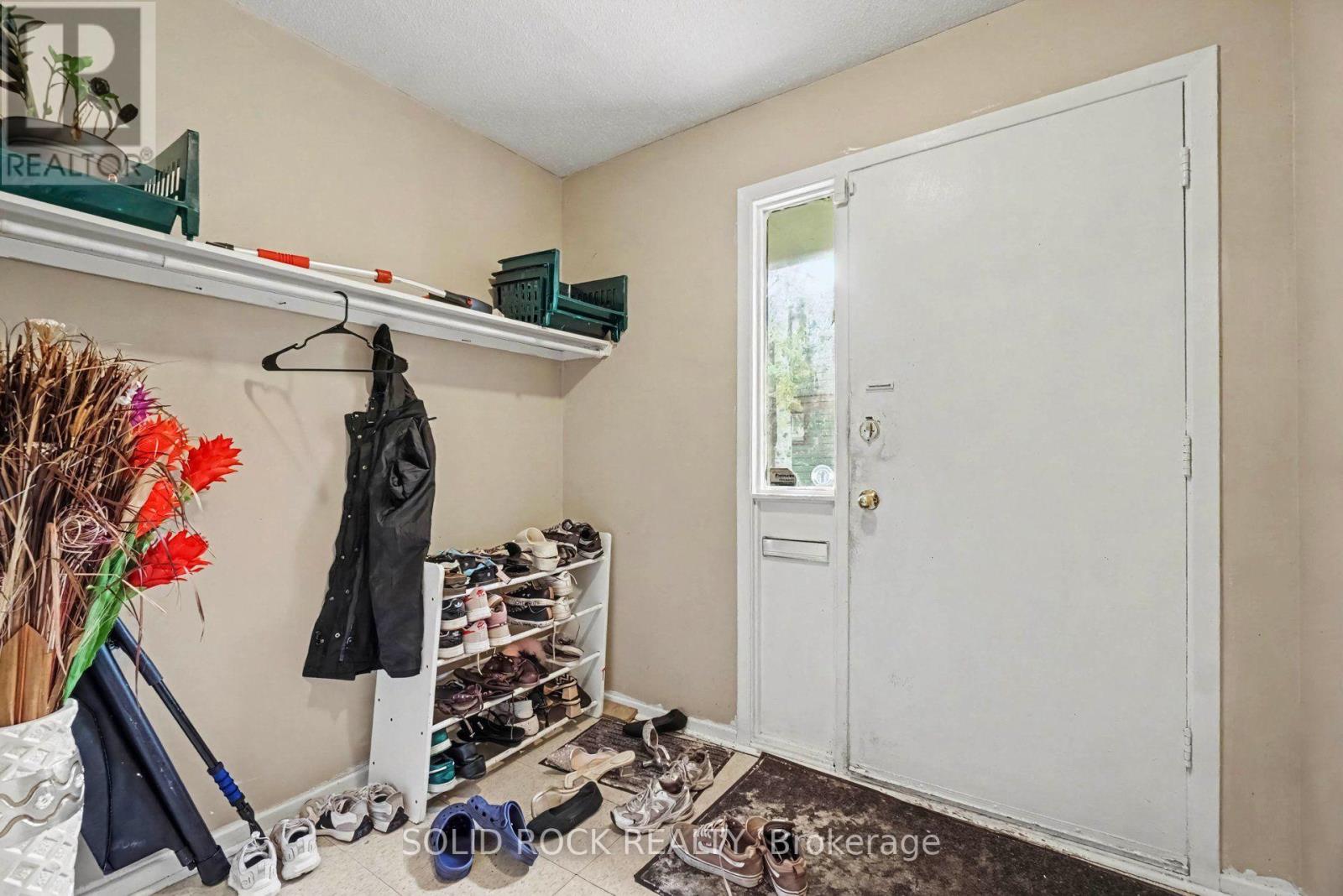 #71 1735 MEADOWBROOK ROAD - 3