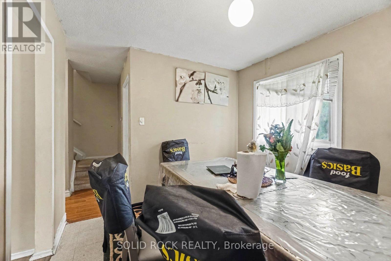 #71 1735 MEADOWBROOK ROAD - 4