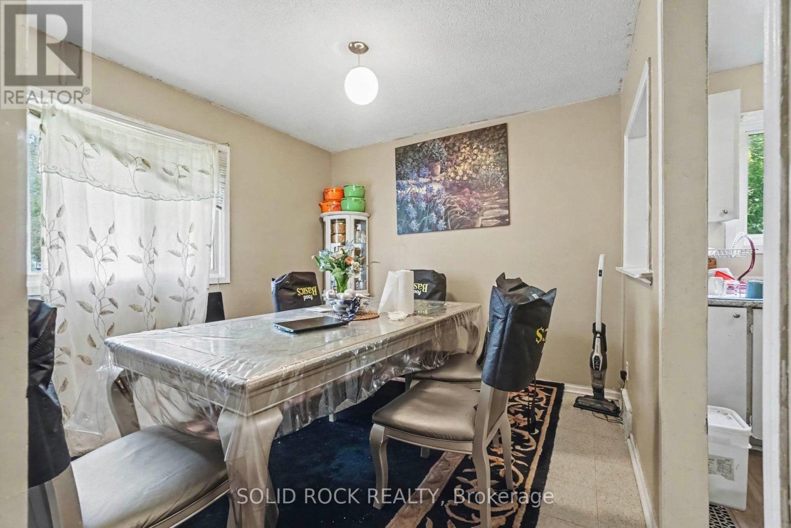 #71 1735 MEADOWBROOK ROAD - 5