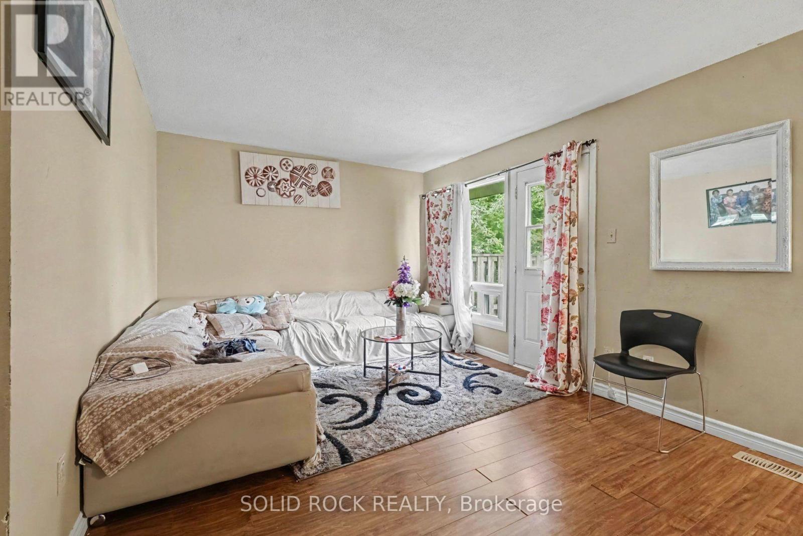 #71 1735 MEADOWBROOK ROAD - Image 9