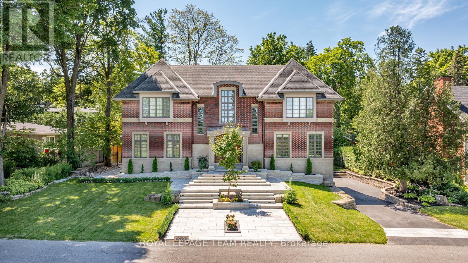 250 SANDRIDGE ROAD - 1