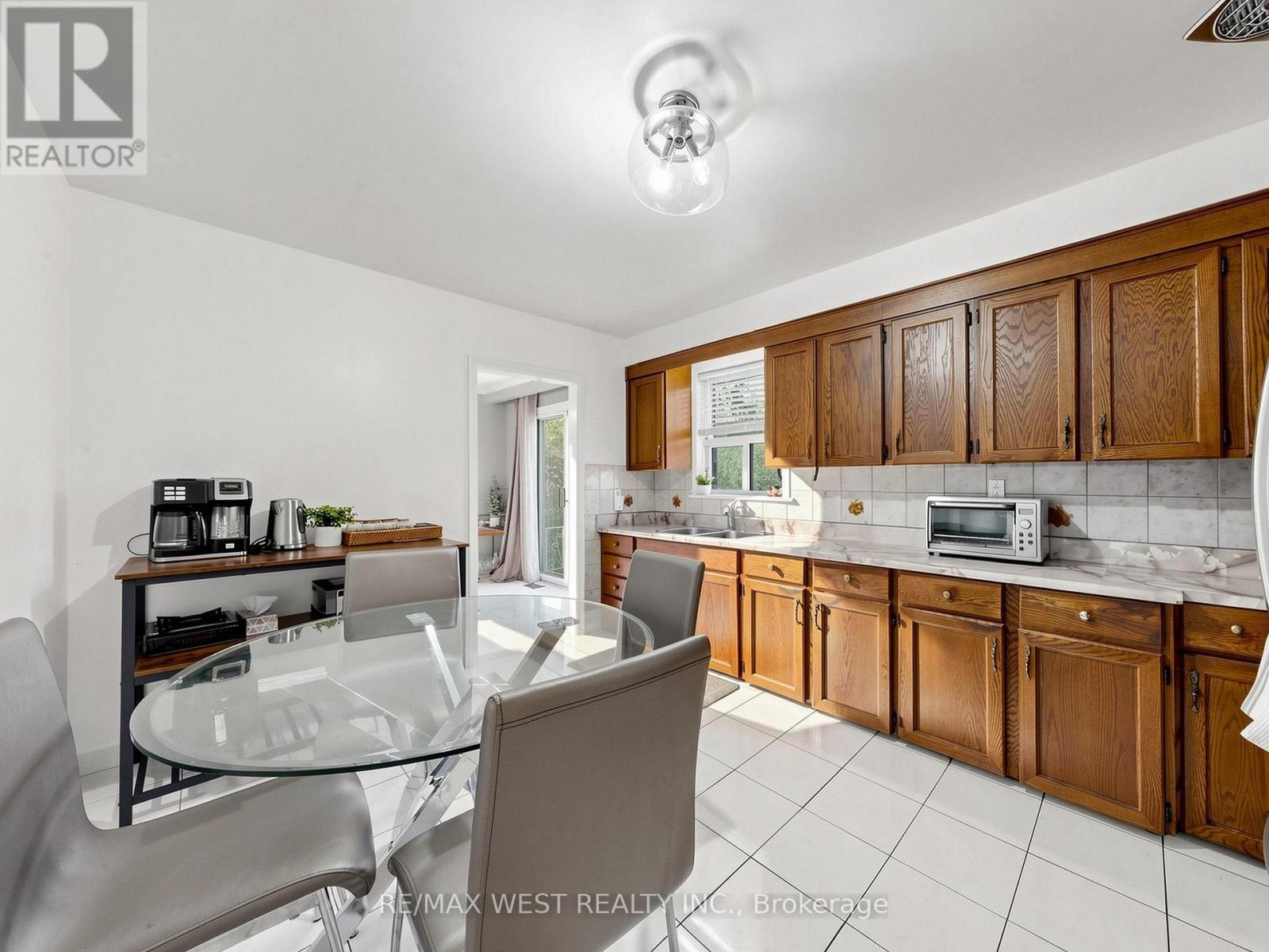 941 WILLOWDALE AVENUE - 12