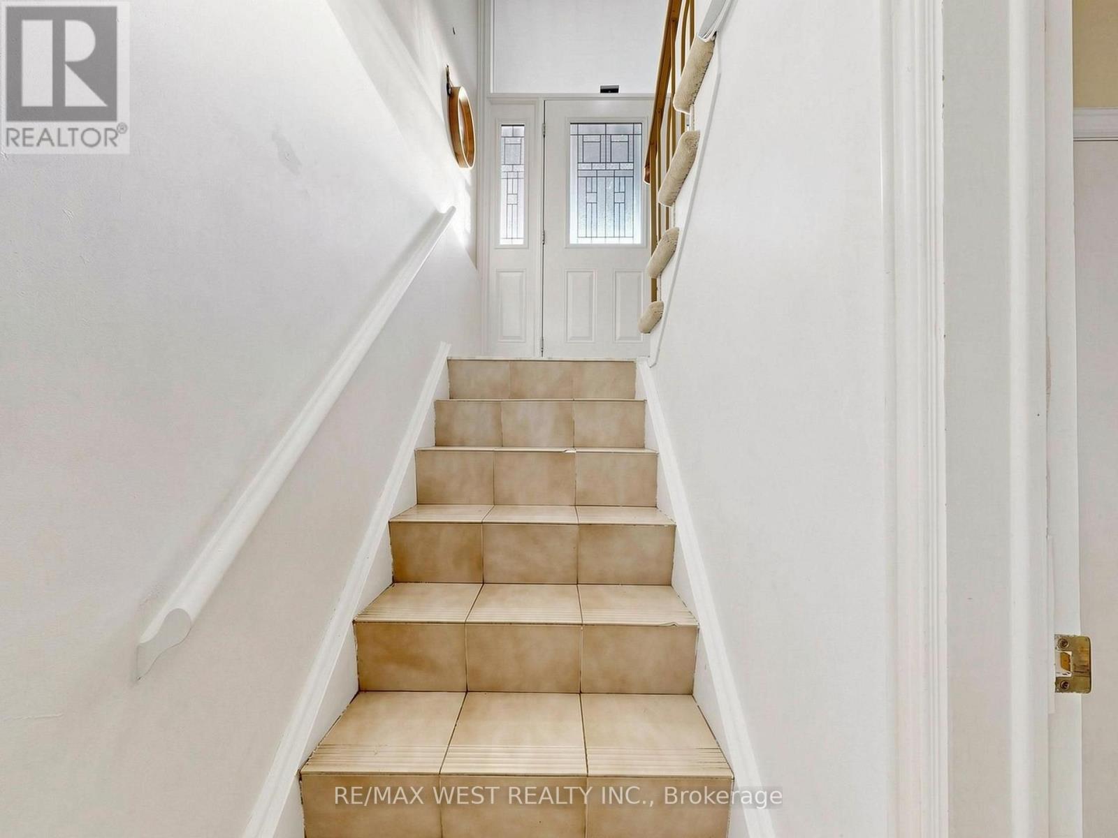 941 WILLOWDALE AVENUE - 25