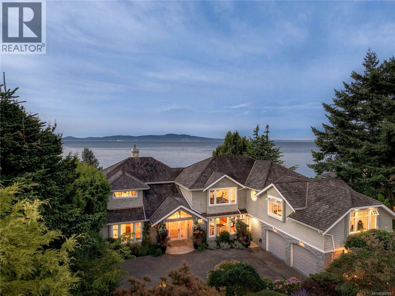  2924 Mt. Baker View Road, Saanich