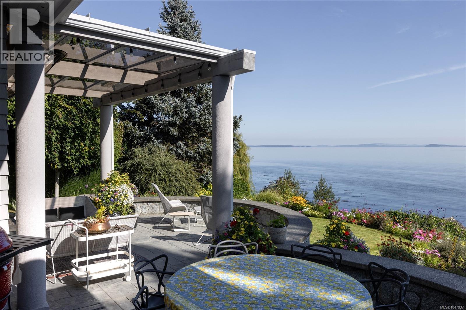  2924 Mt. Baker View Road, Saanich