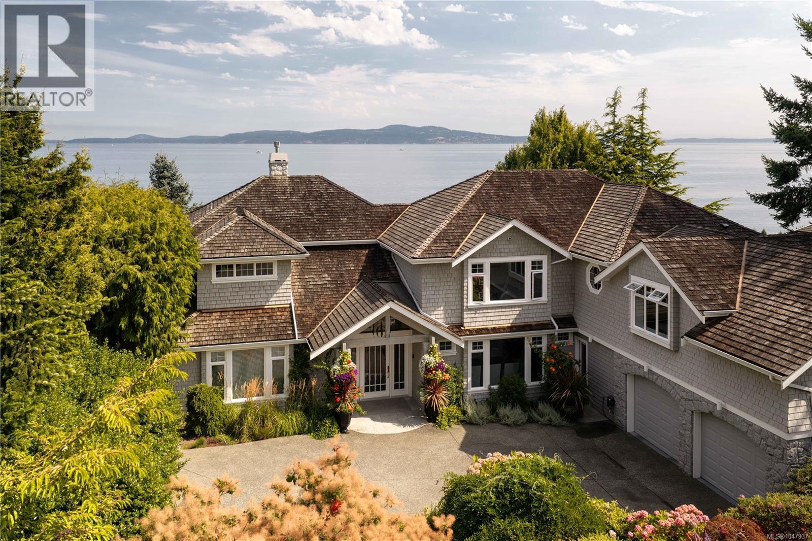  2924 Mt. Baker View Road, Saanich
