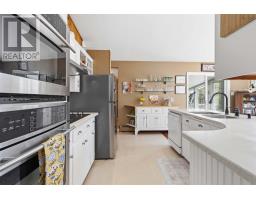 Family room - 2612 Highway 329, Northwest Cove, NS B0J1J0 Photo 11